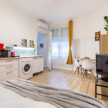 Urbannest - Super Cozy By Nw Appartamento *
