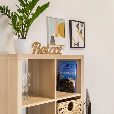 Urbannest - Super Cozy By Nw Appartement